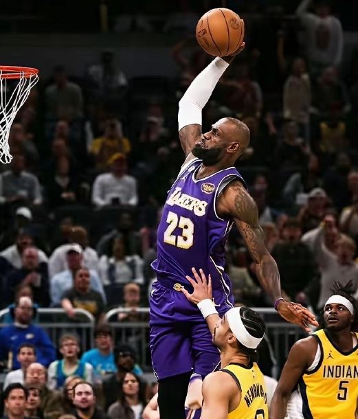 湖人三巨头联手狂砍91分，力克步行者跃居西部第