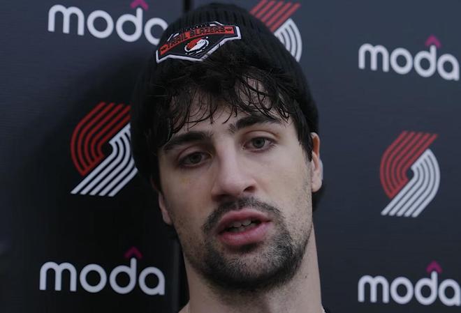 开拓者球员阿夫迪亚谈季后赛挑战：迎战马刺需