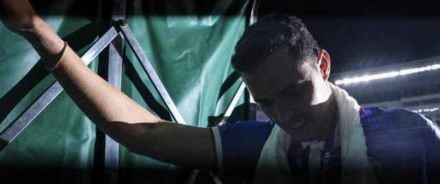 申花传奇莫雷诺范志毅沪上对决，绿茵情怀再现